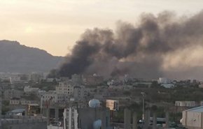 طائرات العدوان تقصف صنعاء والتحليق لا يزال مستمرا 