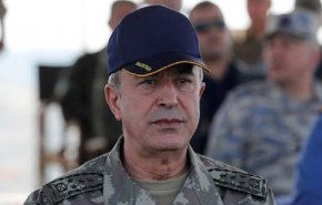 وزير الدفاع التركي يتوعد مقاتلي حزب العمال الكردستاني برد قاس
