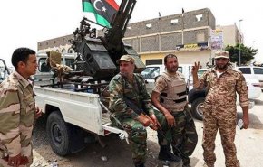 نیروهای حفتر، یک منطقه را در جنوب پایتخت لیبی گرفتند
