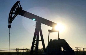  گاردین:پایان معافیت‌های نفتی علیه ایران برای آمریکا هزینه‌بر است