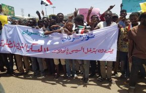 بالصور.. هتافات السودانيين ضد السيسي في وقفة احتجاجية