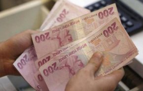 الليرة التركية تهبط دفعة واحدة بعد قرار البنك المركزي