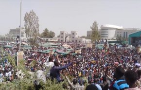 تداوم تظاهرات در سودان با مشارکت اصناف مختلف