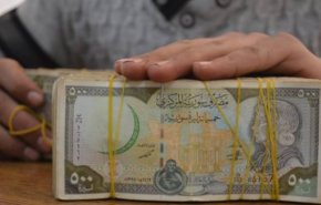 الدولار يعود ادراجه امام الليرة السورية بعد ارتفاع مخيف