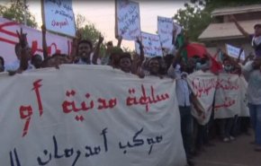 ضغط الاعتصامات السودانية يزداد ولاسلطة مدنية تلوح بالافق