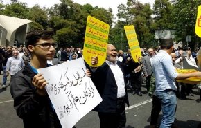 قرار ايران بشأن خفض تعهداتها في إطار الاتفاق النووي لقي ترحيبا وطنيا واسعا