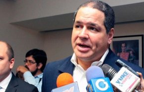 فرار یکی از معاونان رهبر مخالفان ونزوئلا به کلمبیا 


