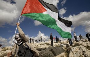 شاهد بالفيديو: الفلسطينيون يؤكدون حقهم بالعودة مهما طال الزمن