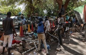 بعد  إزالة المتاريس.. هل يفي المجلس العسكري السوداني بوعده؟