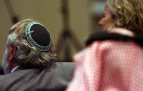 'المصالح المتبادلة' تقتضي بناء كنيس يهودي بالسعودية