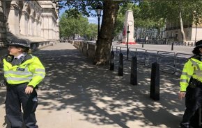 خیابان منتهی به مقر دولت انگلیس به دلایل امنیتی مسدود شد