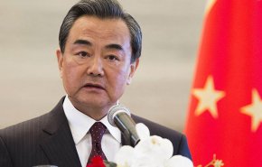 وزیر خارجه چین: آمریکا یک باجگیر اقتصادی است