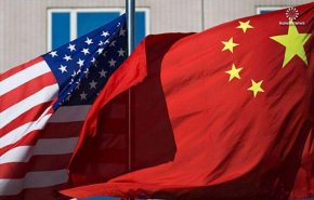 ترامب يدافع عن حربه التجارية مع الصين
