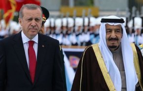 مسؤول تركي يحمل السعودية مسؤولية توتر العلاقات