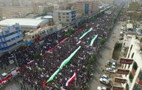 مشارکت گسترده یمنی ها در راه‌پیمایی روز قدس + فیلم