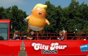  تزامنا مع زيارة الرئيس الأمريكي ..الرضيع ترامب يحلق من جديد في لندن