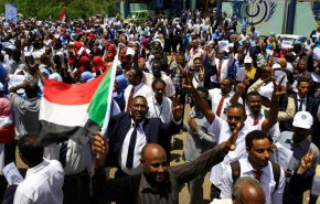 المفوضية الأوروبية تدعو لتسليم السلطة للمدنيين في السودان