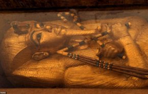 مصر تُعلِّق على بيع رأس تمثال فرعوني في مزاد بريطاني