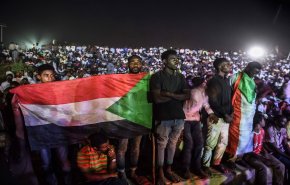 العصيان المدني يعم السودان ويشل الحياة في الخرطوم