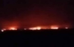 شاهد بالصور حريقا كبيرا ونزوحا لاهالي قرى غرب الموصل