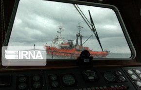 اقدام ایران در کمک به ملوانان دو کشتی حادثه دیده در دریای عمان