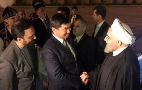 الرئيس روحاني يصل الى بيشكك