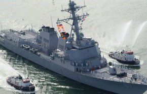 الولايات المتحدة ترسل مدمرة إلى بحر عمان