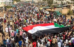 شاهد بالفيديو: من يقف وراء تعطيل المفاوضات في السودان؟
