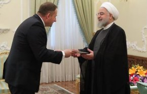 روحاني: العلاقات بين طهران ووارسو عريقة وتاريخية