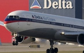 واشنطن تحظر على طائراتها التحليق في قسم من اجواء ايران