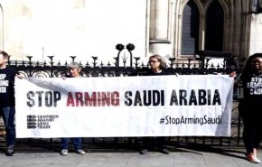 شاهد: سلطات أميركية وبريطانية تمنع بيع السلاح للسعودية