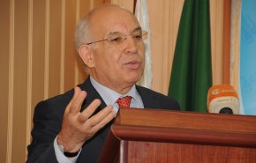 وزير جزائرى سابق: ننسق لعقد لقاء وطني للمعارضة يوم 6 يوليو
