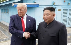 شاهد: ترامب يلتقي كيم و يسير داخل أراضي كوريا الشمالية 
