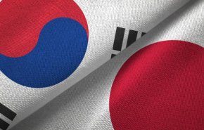 شماری از شهروندان کره‌جنوبی تحریم کالاهای ژاپنی را خواستار شدند