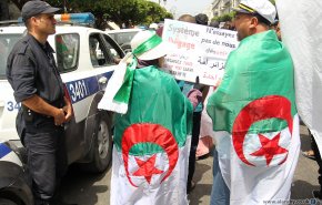 تظاهرات مردم الجزائر در میان تدابیر شدید امنیتی