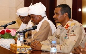 ساعات حاسمة تسبق المصادقة على الإعلان الدستوري في السودان