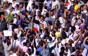 آلاف السودانيين يتظاهرون في الخرطوم استعداداً لمليونية 'العدالة أولاً'