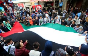 السلطة الفلسطينية: قرار وزارة العمل اللبنانية لا يخدم مجابهة التوطين