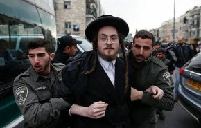 التصادم بين شرطة الاحتلال واليهود المتدينين قائم والاحتجاجات مستمرة
