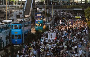 بالفيديو... إحتجاجات هونغ كونغ بين دعوات المتظاهرين والقمع 