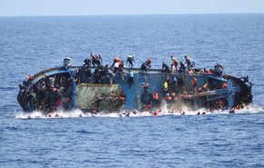 ليبيا... غرق قارب خشبي يحمل 250 مهاجر غير شرعي