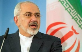ظریف: پامپئو به جای پیشنهادهای تو خالی درخواست خبرنگاران ایران برای مصاحبه را بپذیرد