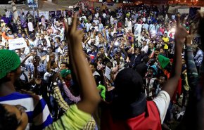 شاهد.. السودانيون غاضبون: لجنة التحقيق لاتقول الحقيقة