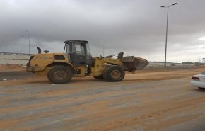 جيش الاحتلال يضع السواتر الرملية على حدود غزة