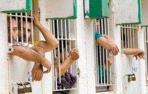 گسترش موج اعتصاب غذا در میان اسیران فلسطینی/ وحشت اشغالگران از عملیات مقاومت
