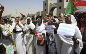 شاهد: مظاهرات في عدة مدن سودانية تنديدا بمذبحة الأُبيض