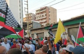 الشارع الفلسطيني: الكفاح طريقنا للاستقلال ورفض السياسة الأمريكية