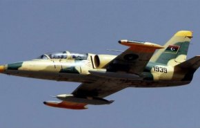 إسقاط طائرة للجيش الليبي قبل هجوم جوي على مصراتة