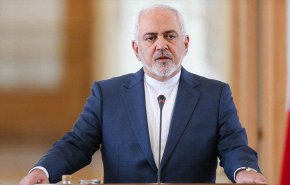 ظریف: آمریکا، ایران را با نوکرانش اشتباه گرفته است