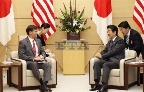 اصرار وزیر دفاع آمریکا به ژاپن برای پیوستن به ائتلاف آمریکایی در تنگه هرمز
